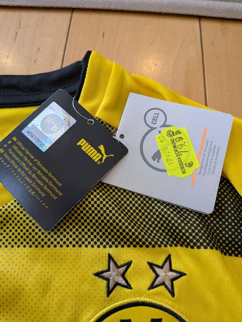 PUMAボルシアドルトムント No.23カガワ新品タグ付きサイン入りユニフォーム