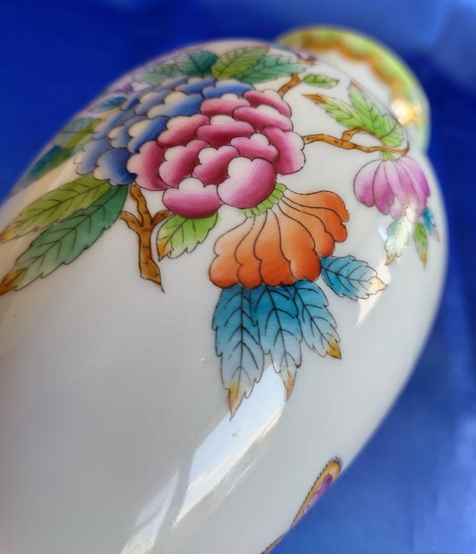 HEREND ヘレンド 【美品】白磁花瓶 花と蝶の装飾