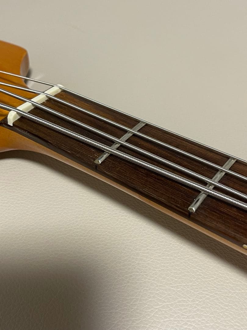 エレキベース サンバースト　Kgarage ジャズベース