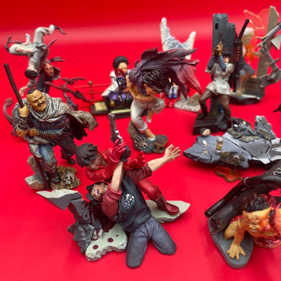 希少　AKIRA　海洋堂　フィギュアコレクション　ハイクオリティ　ジオラマ13種