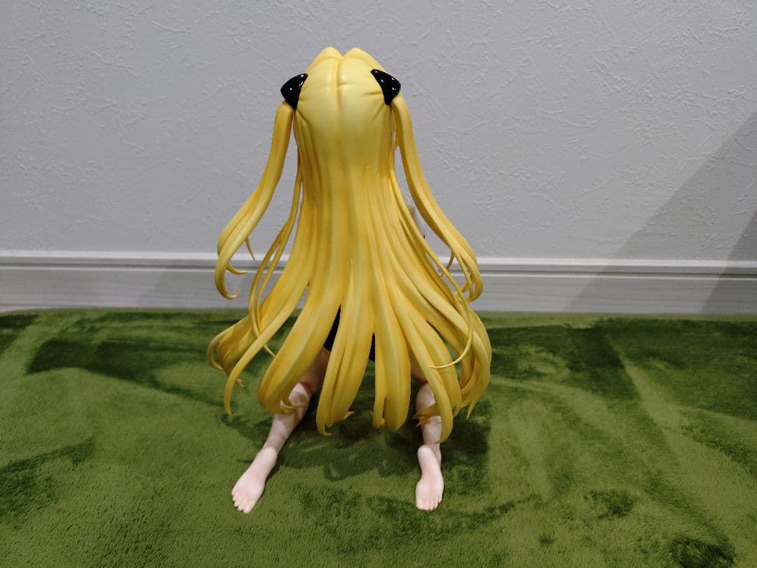 金色の闇 水着 with 体操服Ver. 1/4スケール フィギュア