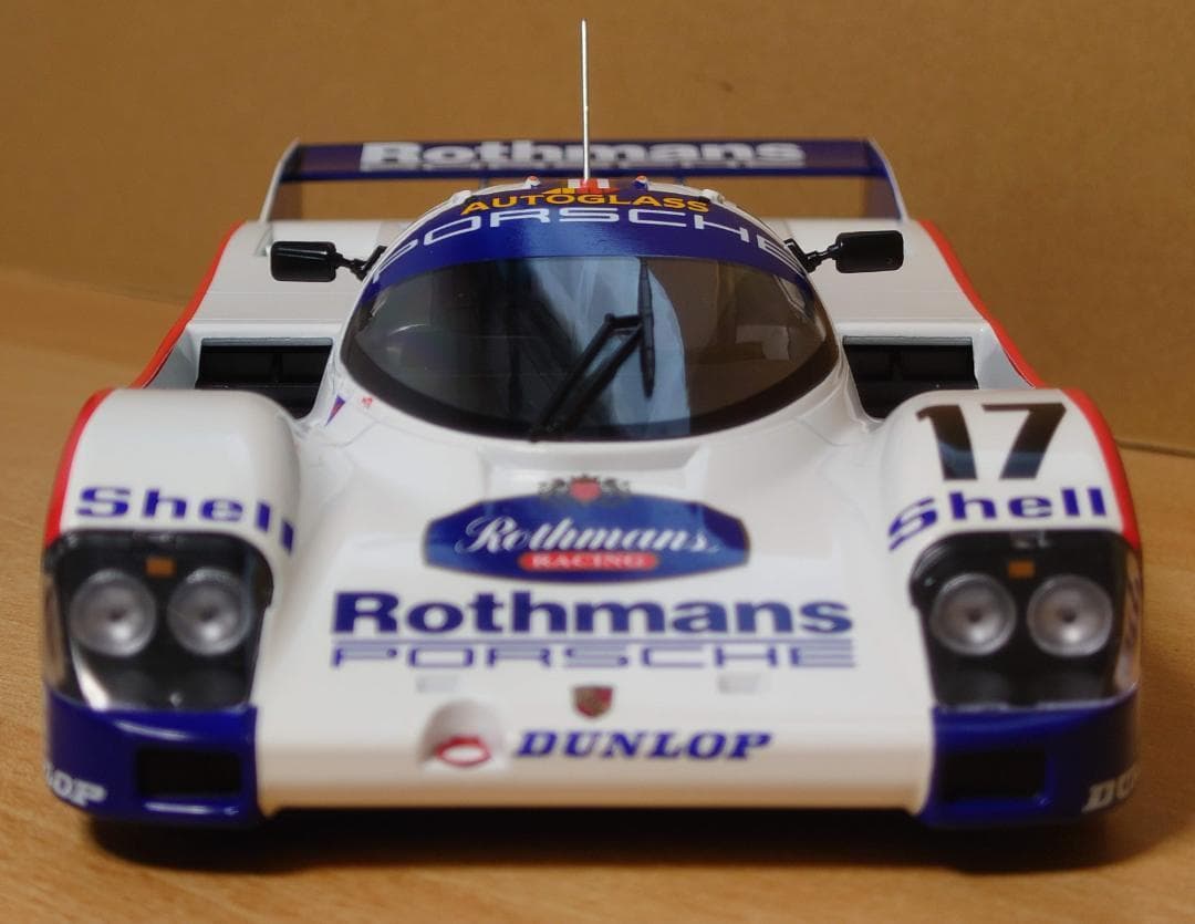 1/18 ポルシェ962C ロスマンズ ルマン1987優勝車 ROTHMANS