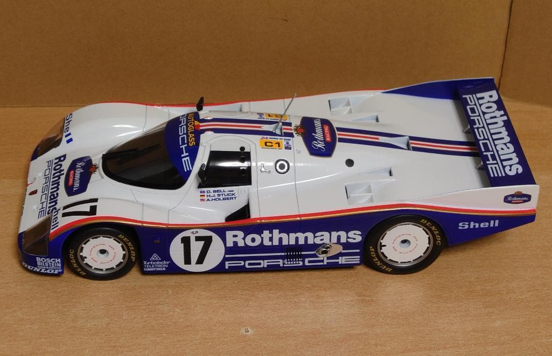 1/18 ポルシェ962C ロスマンズ ルマン1987優勝車 ROTHMANS
