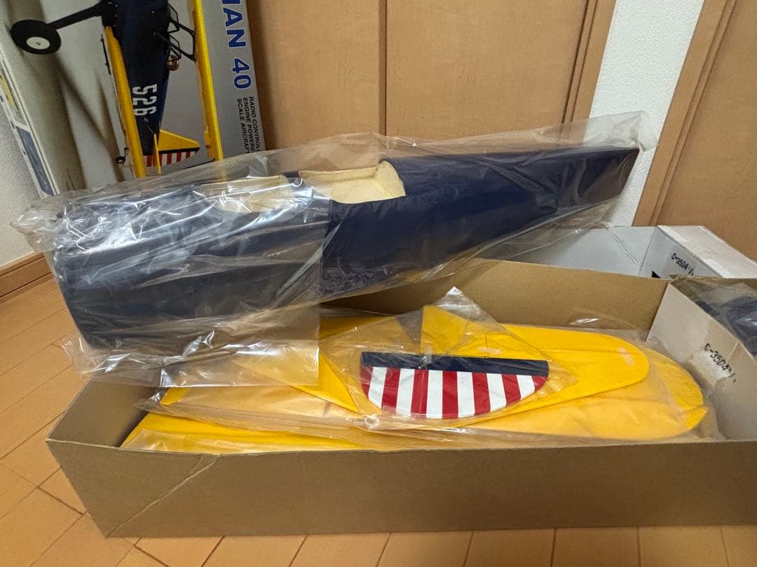 京商 PT-17 STEARMAN 40(ステアマン) 【ARF】 Rc飛行機