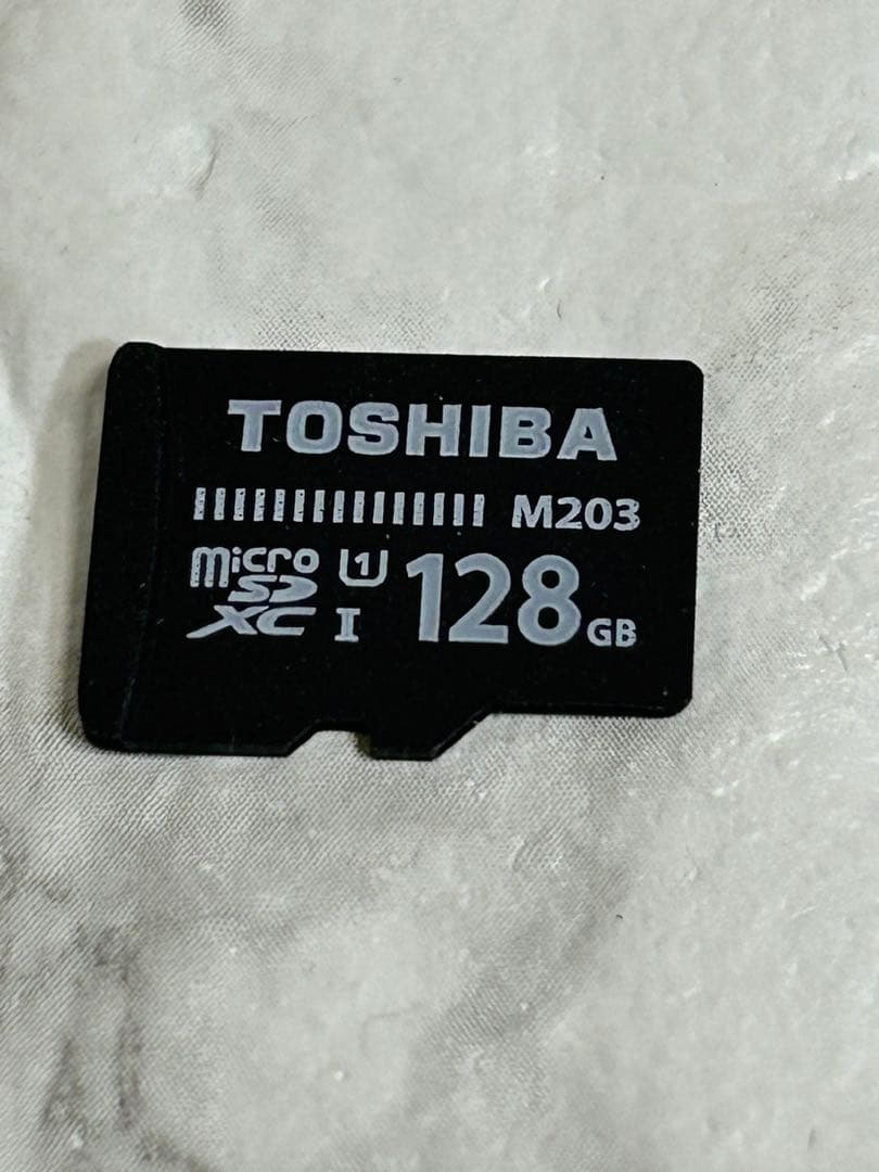NintendoSwitch本体＋付属品　SD128GB付き！