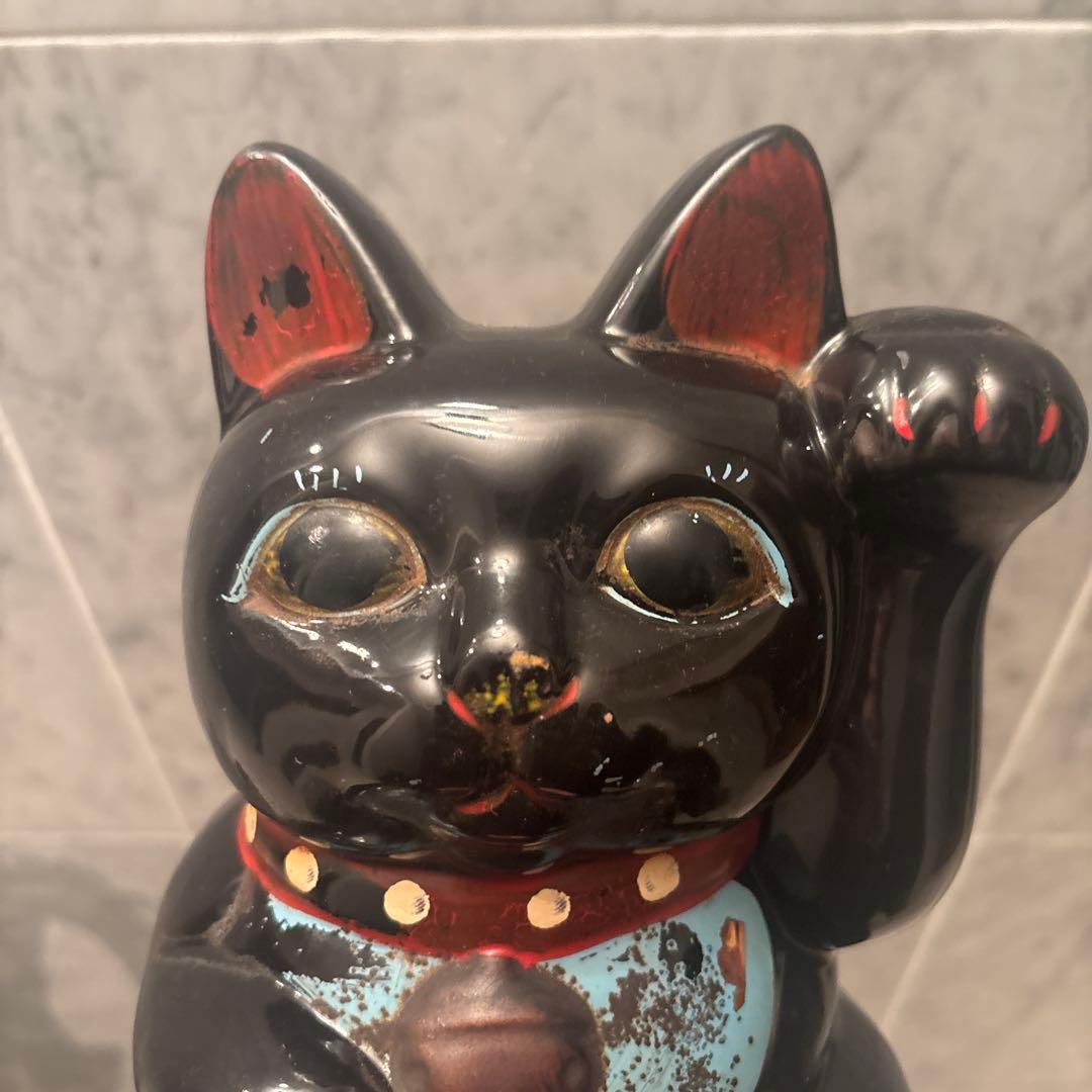 1920-30年代アンティーク妖艶な瞳とまつ毛が美しい陶器の招き猫