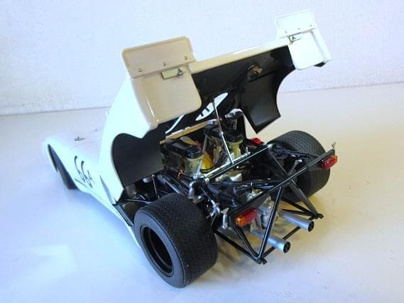 特価 AUTOart (1/18) ポルシェ 908/02 Holtville