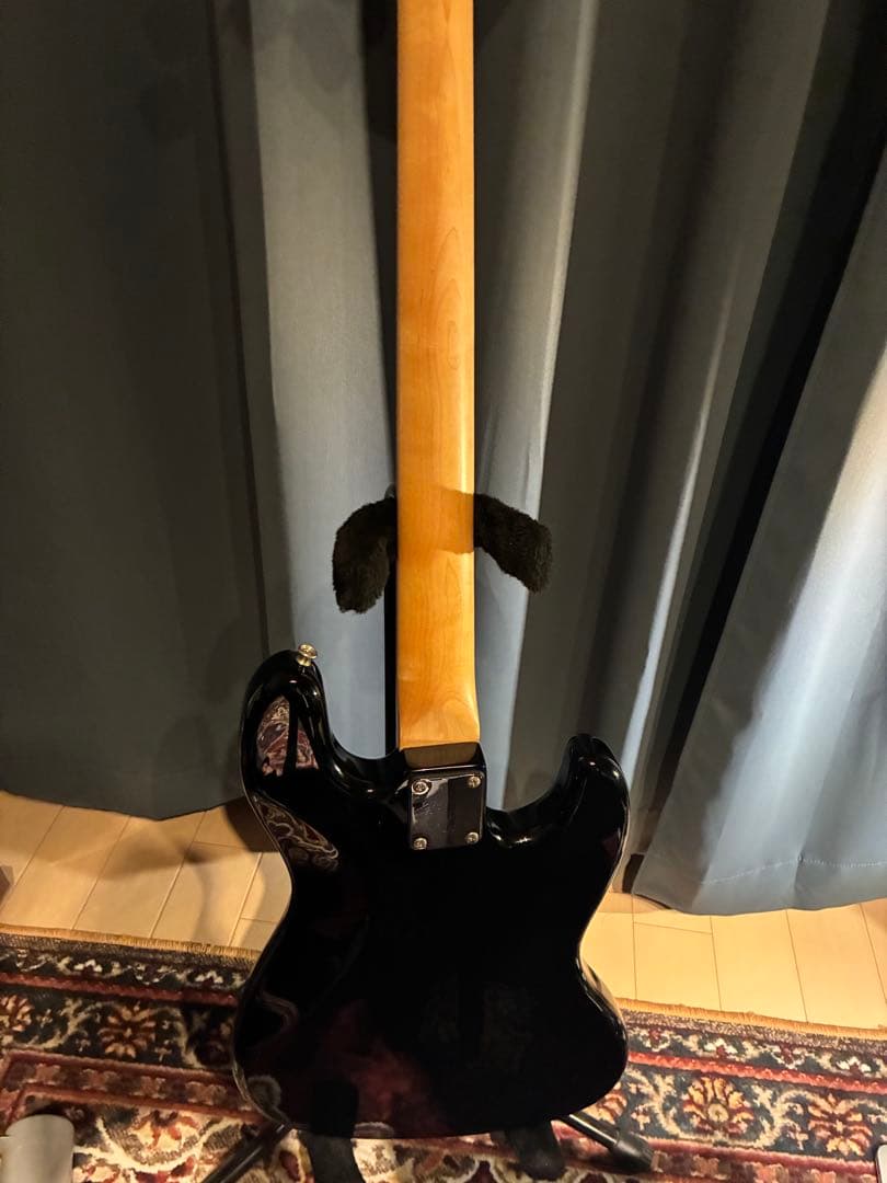 Bacchus Universe Series レフティ　ブラックエレキベース