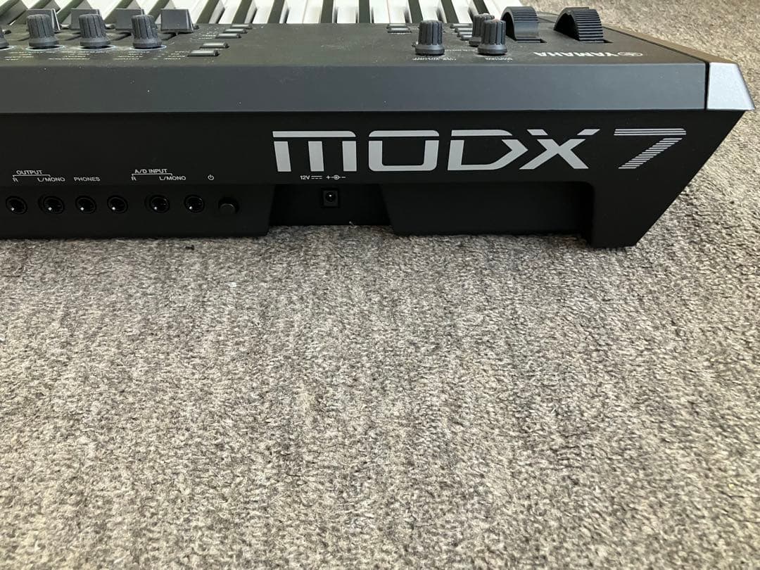鍵盤楽器 Yamaha MODX 7