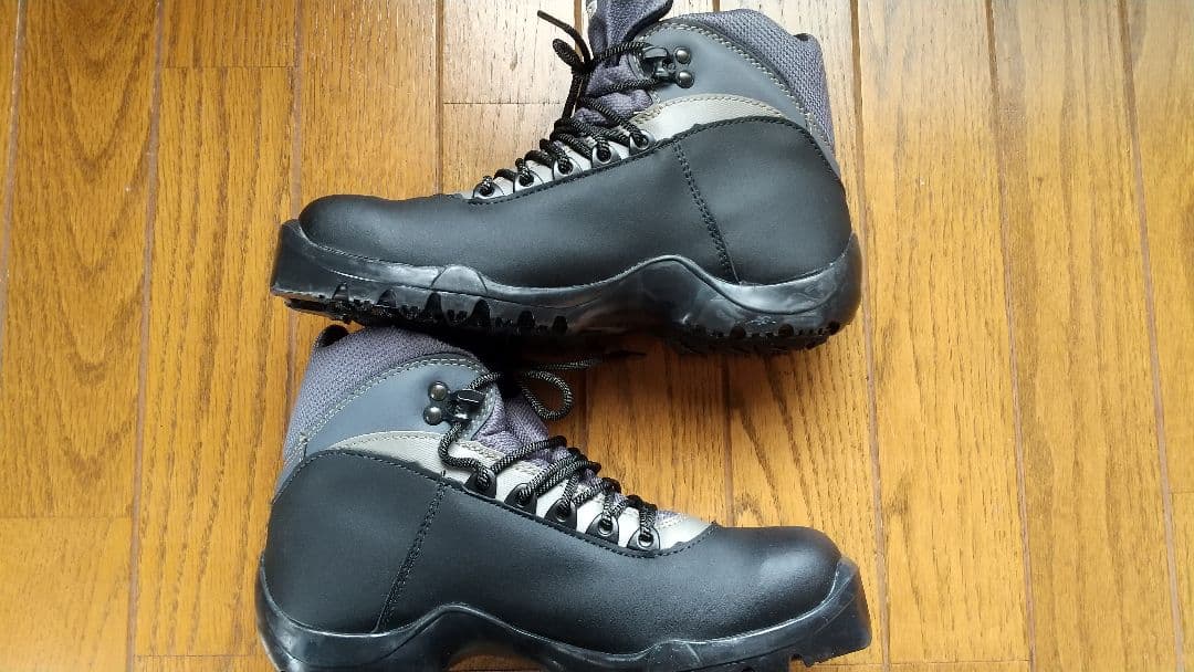 SALOMON クロスカントリーブーツ ESCAPE B525.5cm