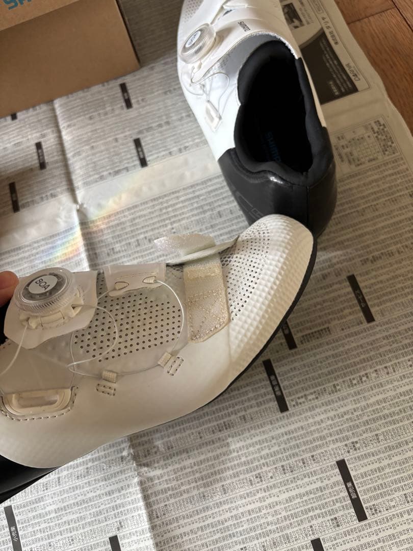 SHIMANO 自転車用シューズ BOAシステム ホワイト　25　26 41