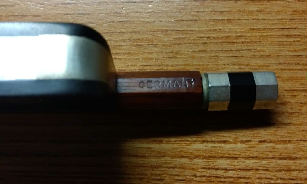 高級チェロ弓(size4/4)