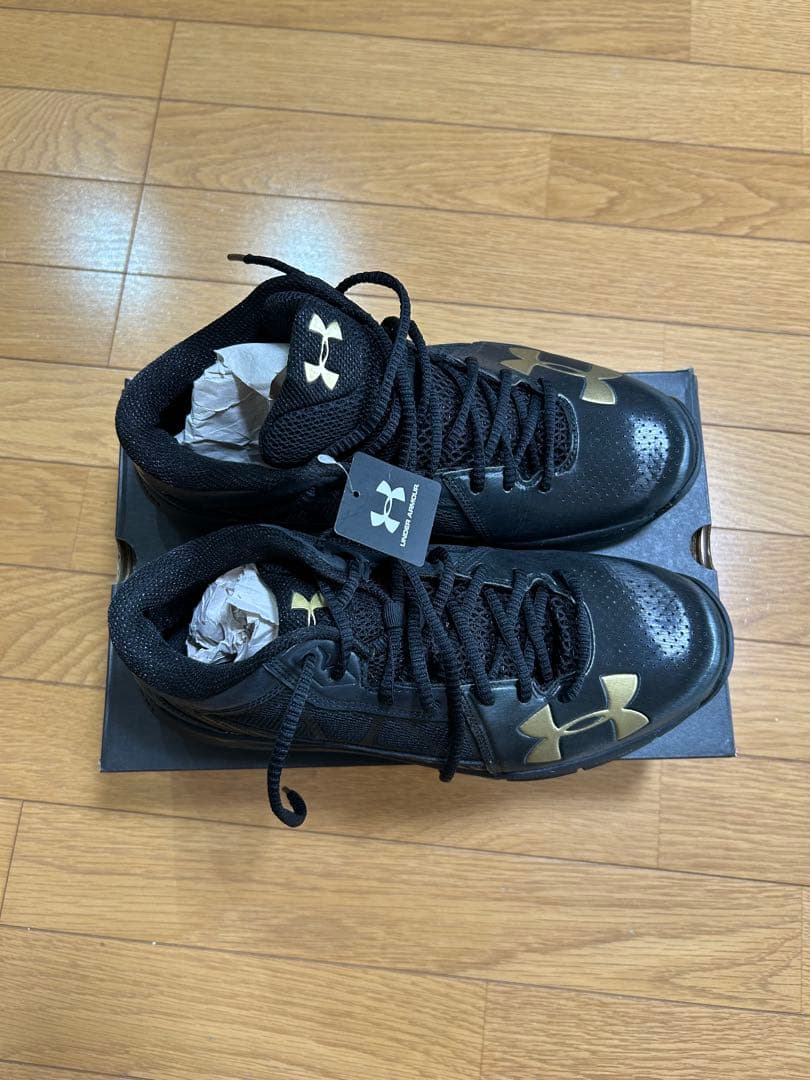 アンダーアーマー　バッシュ　未使用