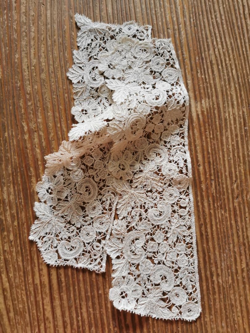 アンティーク ブリュッセルレース ポワンドローズ カフス用レース 付け襟 ペア