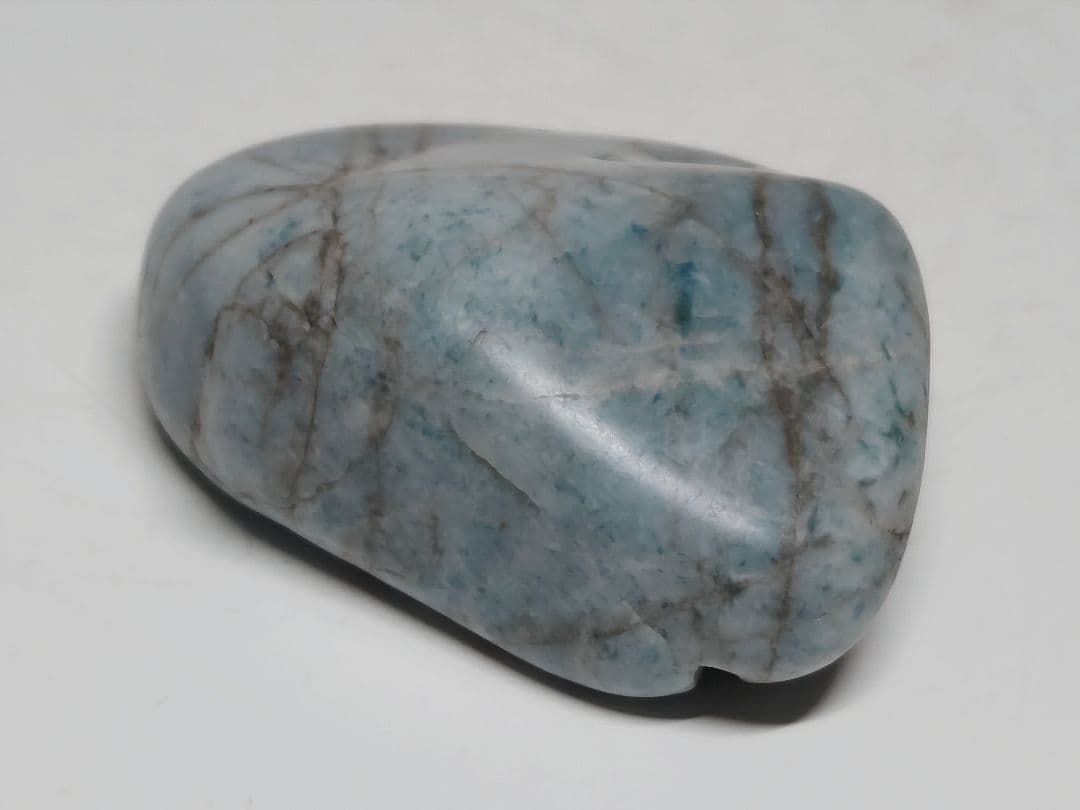 コン沢 71g 翡翠 ヒスイ 原石 鑑賞石 自然石 誕生石 鉱物 鉱石 水石