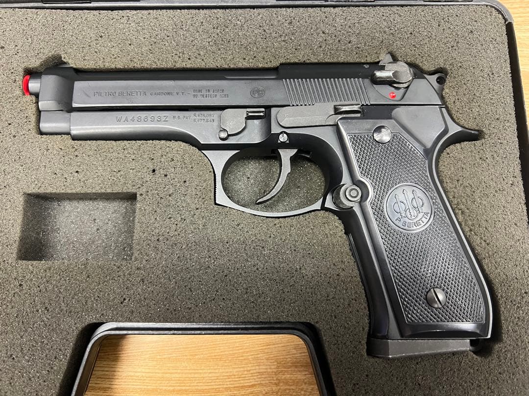 スライド式ガスガン　ベレッタ　日本製