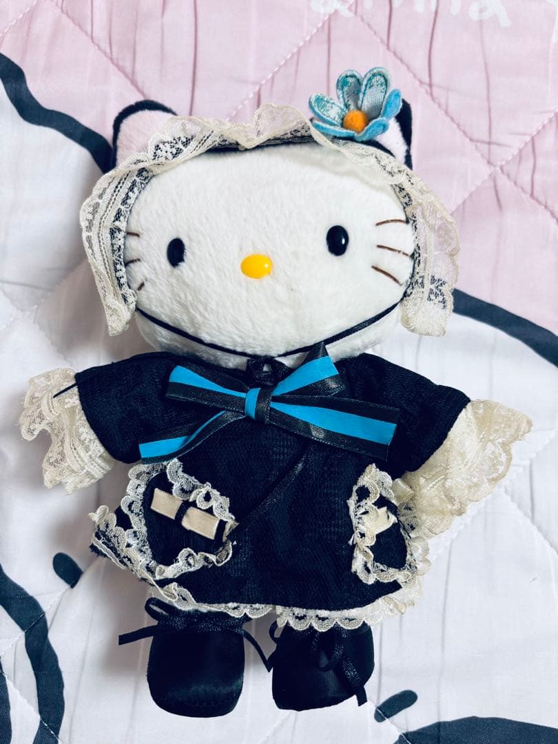 【最終値下げ】ハローキティ　ぬいぐるみ　アリス　ゴスロリ　グッズコレクション