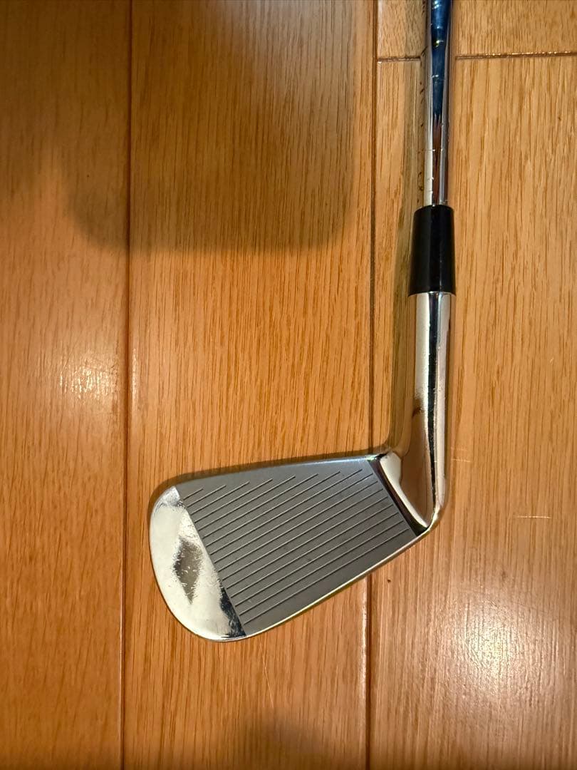 P7TW 単品　4番アイアン