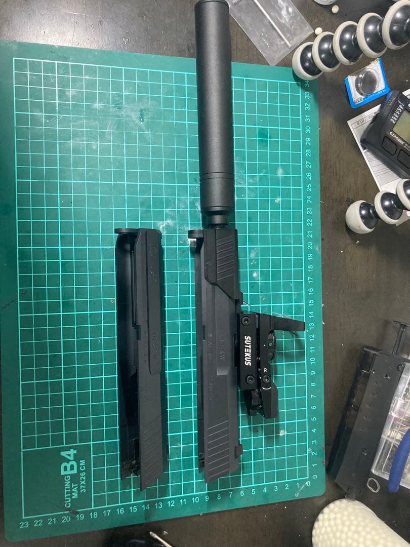 東京マルイ　電動ハンドガン　usp カスタム プリコック