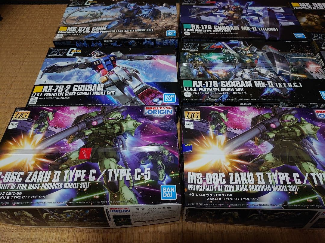 未組立　ガンプラ　ガンダム HGシリーズ セット 9点　まとめ売り
