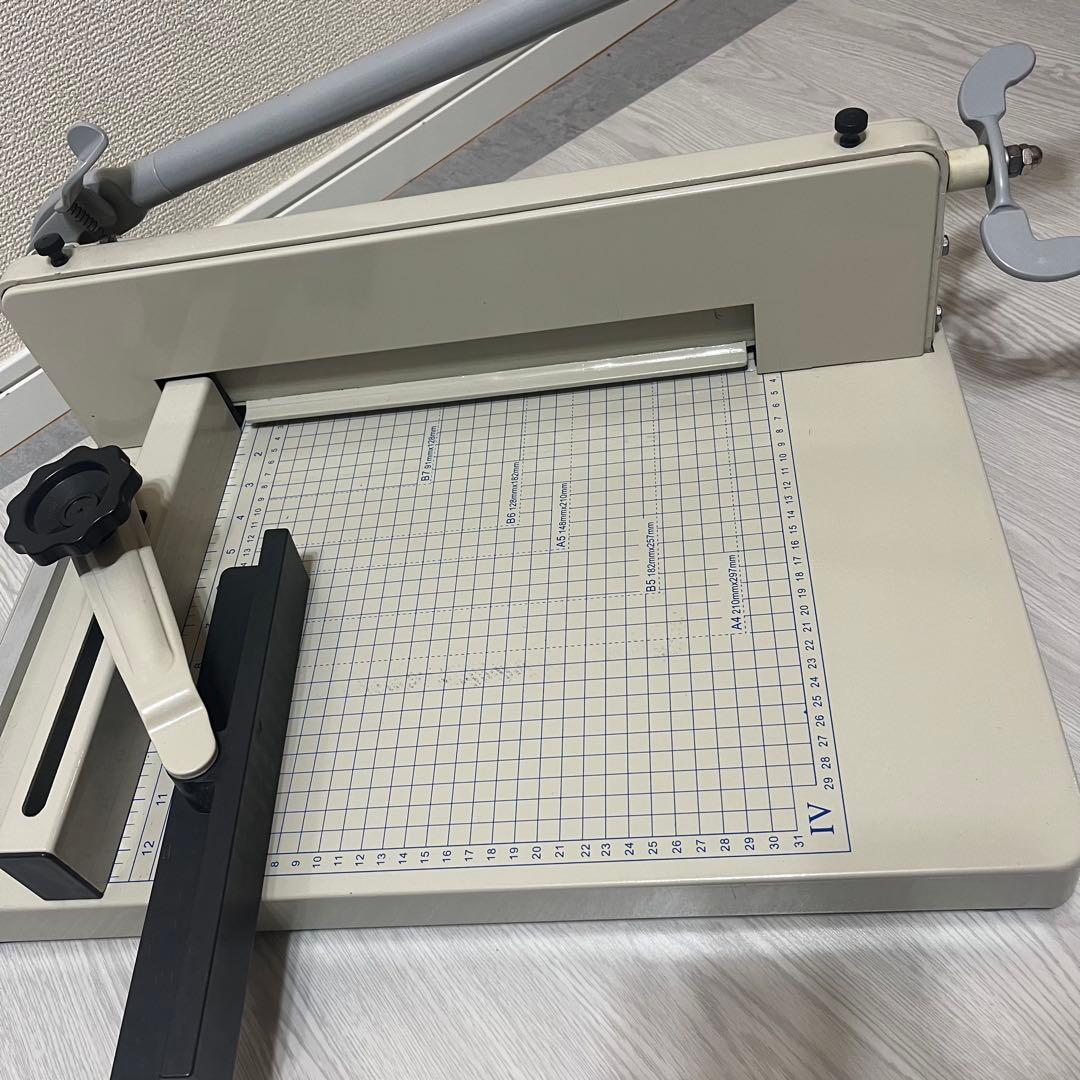 EDUCATES 大型裁断機・ペーパーカッター　 400枚裁断
