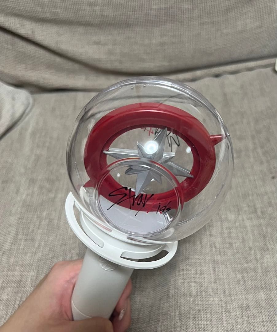 straykids ペンライト＋LeeKnow うちわ