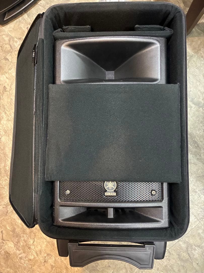 ヤマハ　ステージパス300 stagepas 300 ケース付き　電源付き