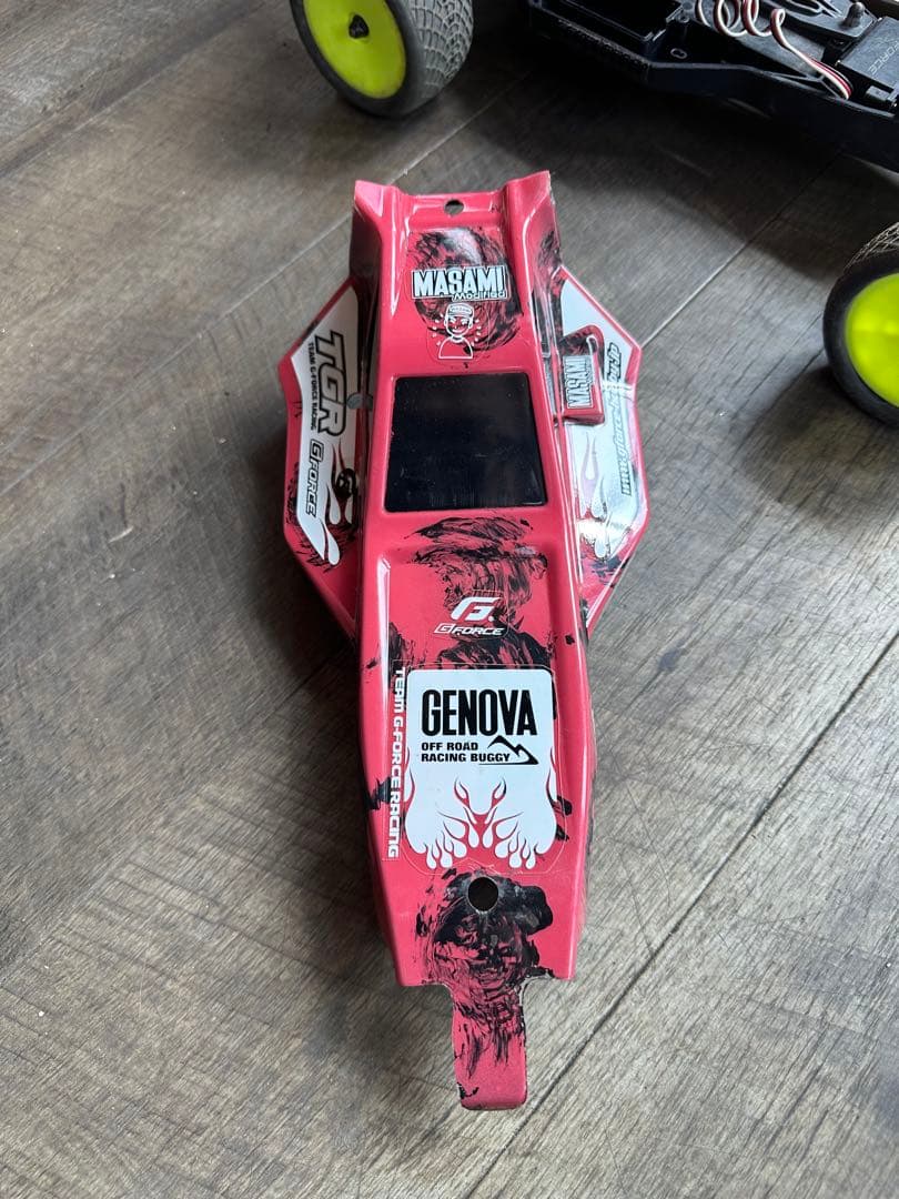 Genoa ホビーラジコンカー 赤