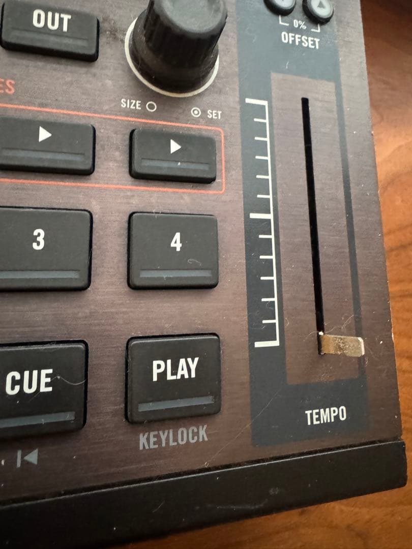 DJ機材 NI TRAKTOR kontrol S4