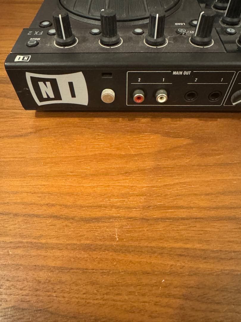 DJ機材 NI TRAKTOR kontrol S4