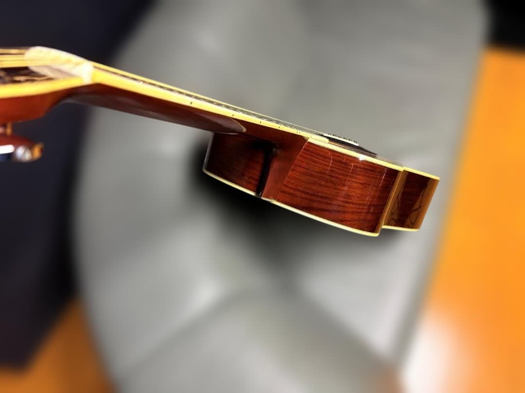 和*様 ★第２のハカ！マカッサル仕様モーリス W-40 がこれだ！ 超激鳴・超美