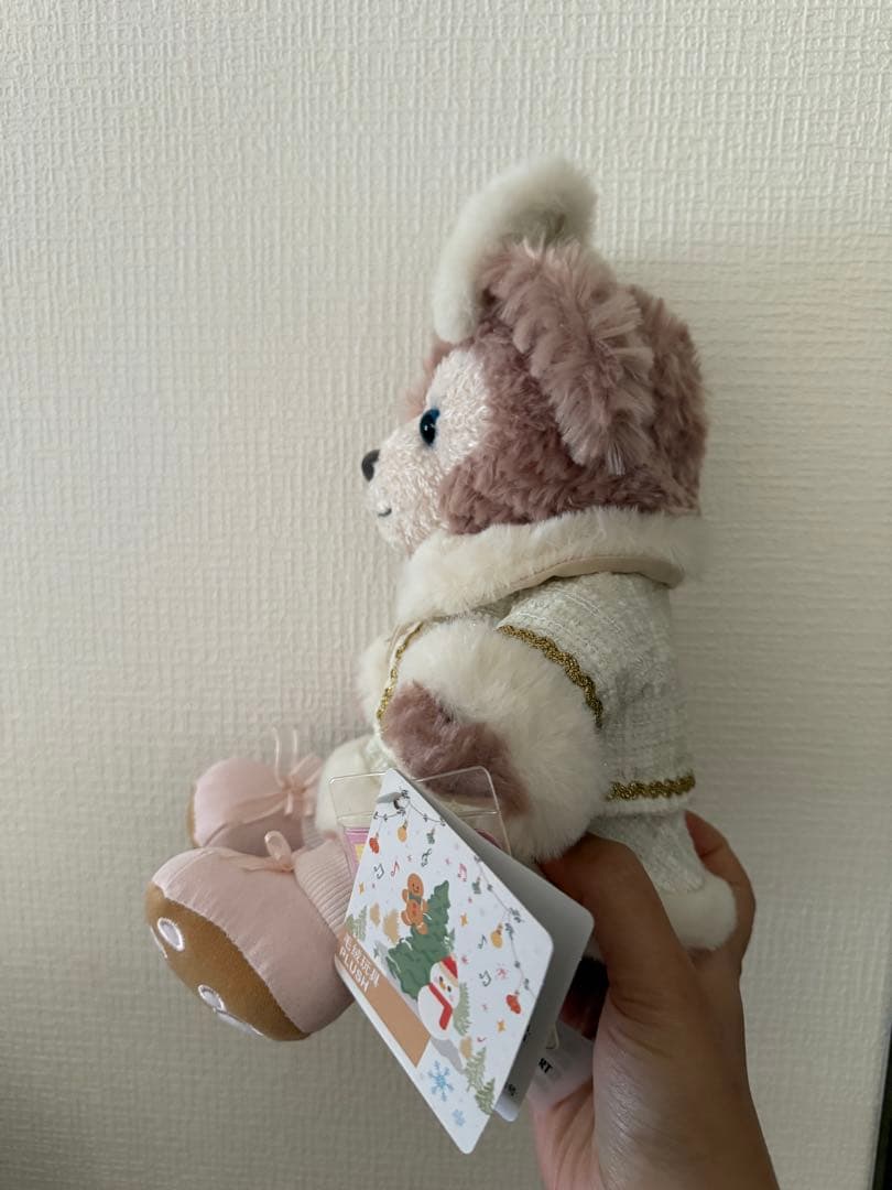 上海ディズニー2024年クリスマス限定のシェリーメイぬいぐるみ