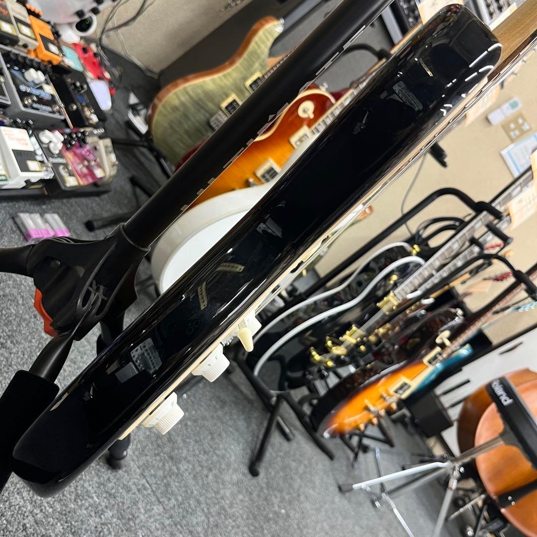 【10976】 左利き用 Squier Stratocaster サンバースト