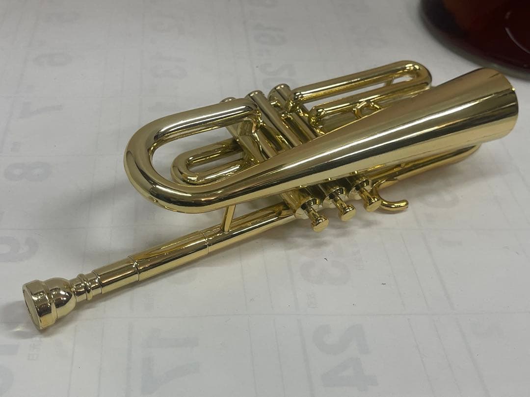 未開栓 サントリー ウイスキー 響 90周年 限定 トランペットボトル　35