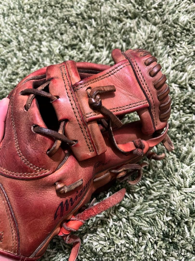 ミズノ 軟式野球グローブ レッド【定価】36,000