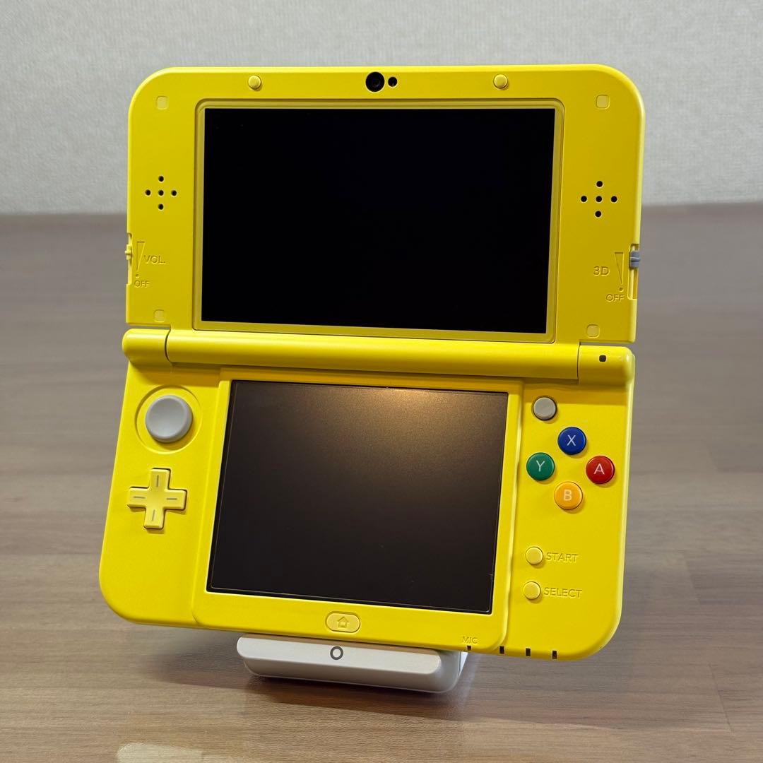5-202 Newニンテンドー3DS LL ピカチュウ【イエロー】