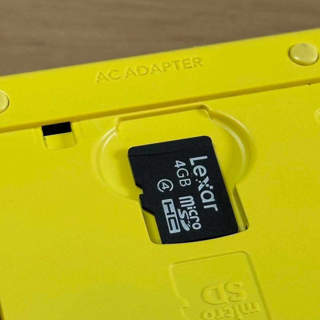 5-202 Newニンテンドー3DS LL ピカチュウ【イエロー】