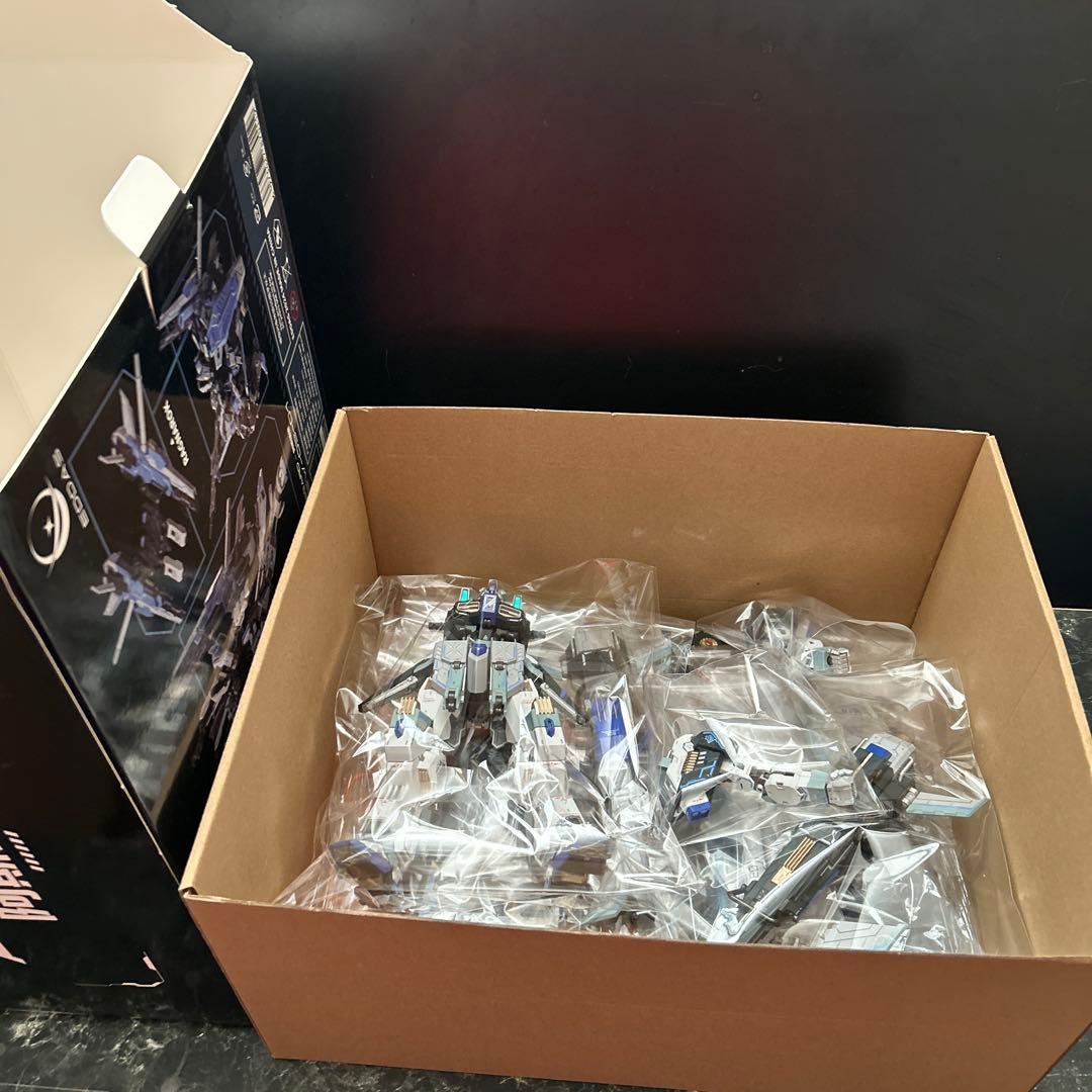 中華プラモ　EDDAS1/100アスガルド　海外製プラモデル完成品