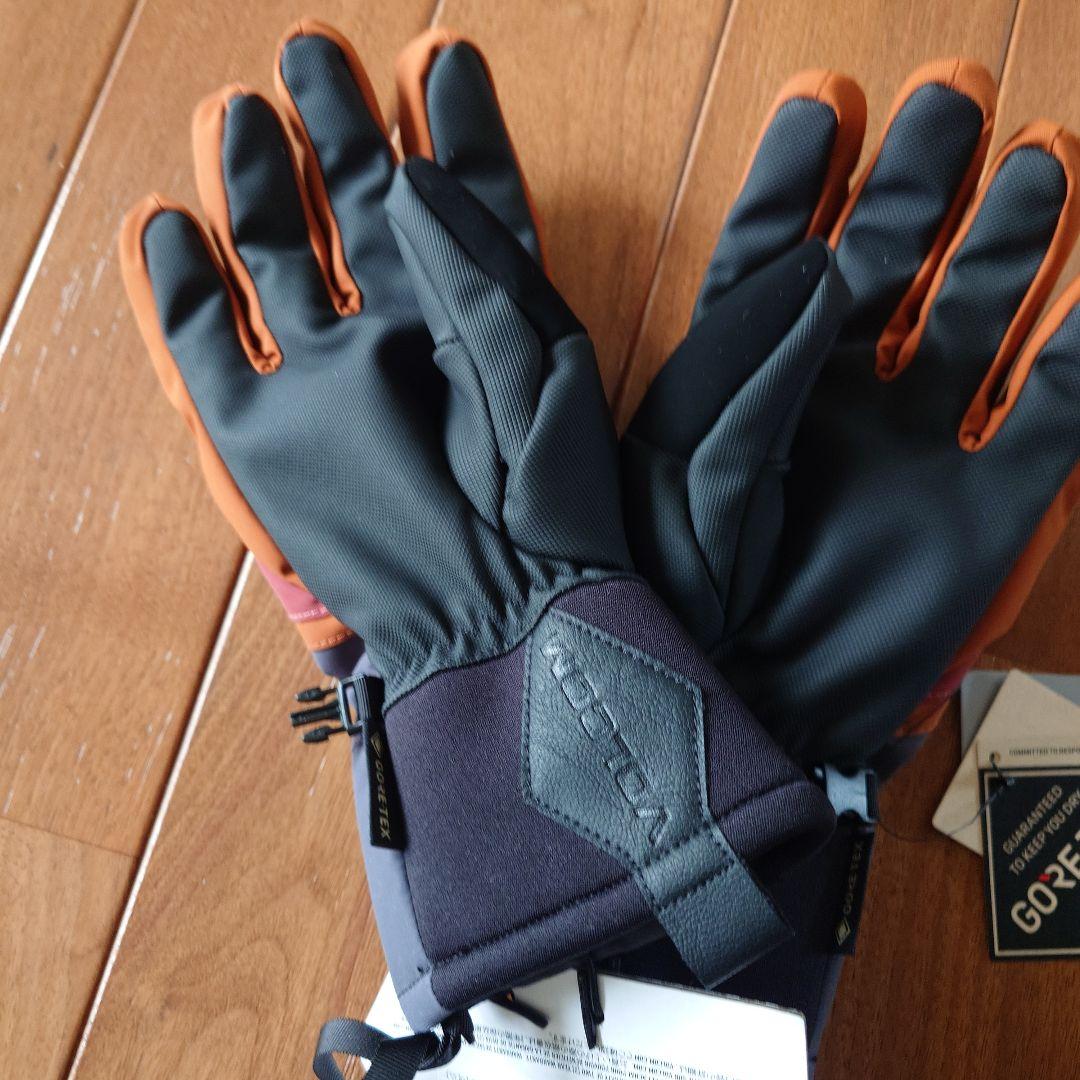 VOLCOM　グローブ　Sサイズ　GORE-TEX