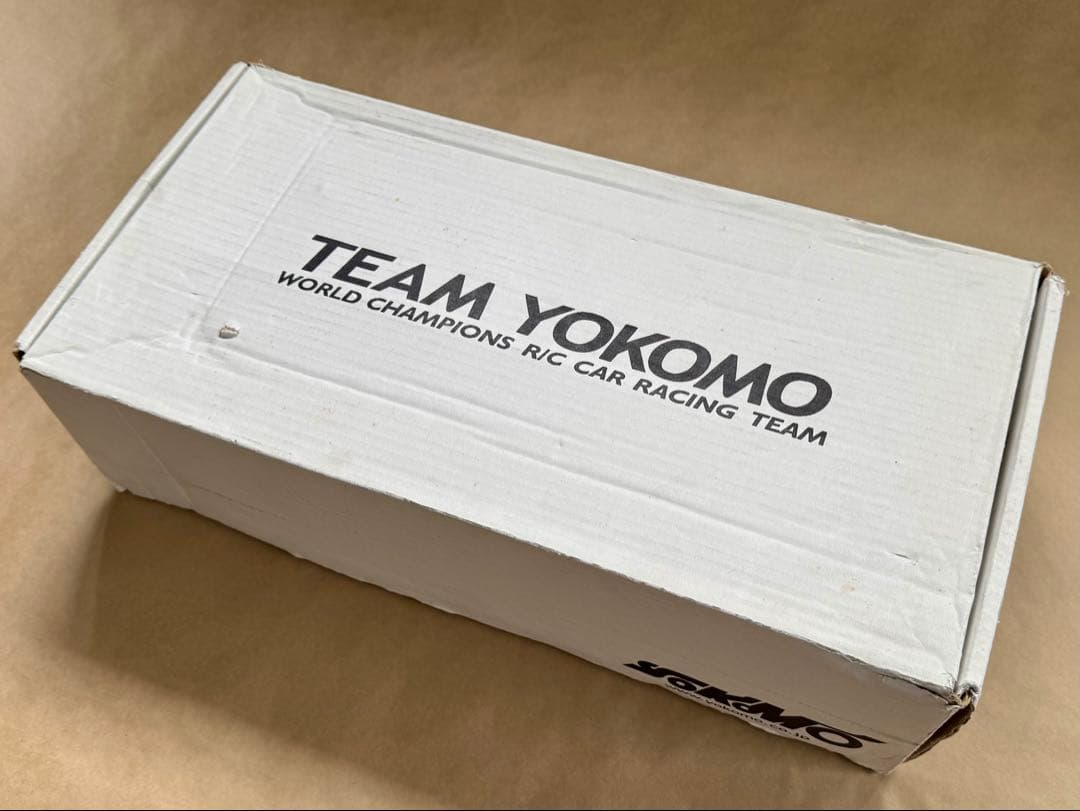 u*f様 ヨコモ GT-4W RX-7(FD3S)ボディ 不動品 メカ付 ジャン