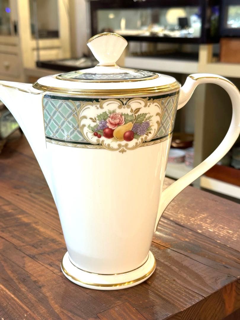 ノリタケ　ロイヤルエンブレム　大きなポット