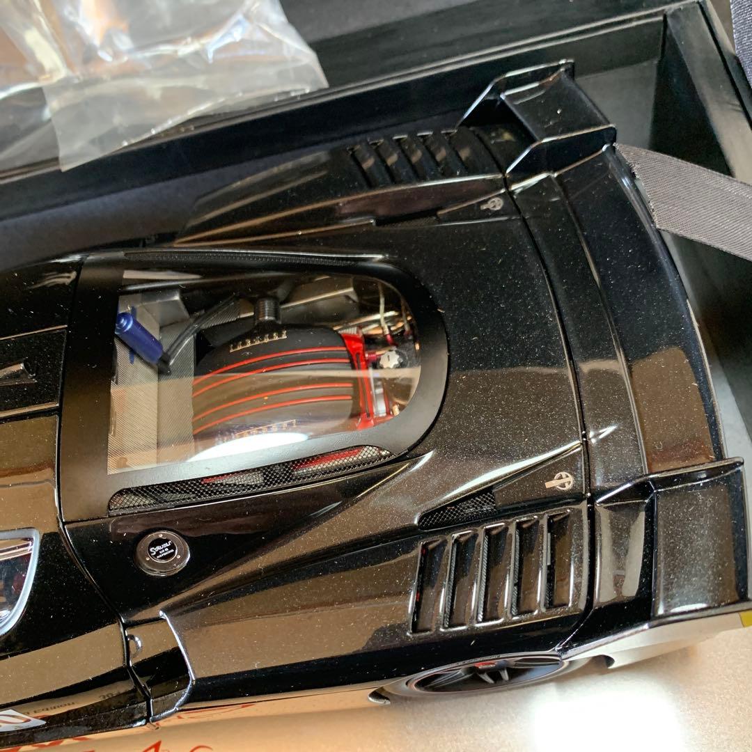 希少　Hot Wheels 1/18 Ferrari フェラーリ FXX