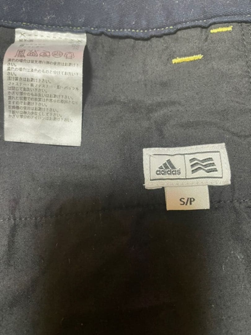 アディダススカート　アンダーパンツ付き