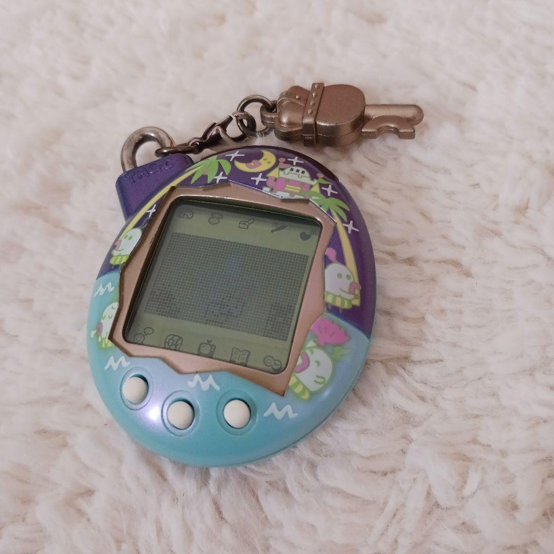 【希少】夢のロイヤルふぁみりー たまごっちプラス ロイヤルビーチ