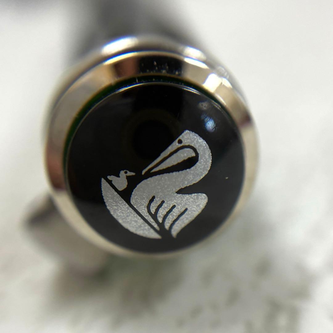 Pelikan 万年筆 緑色 スワンロゴ