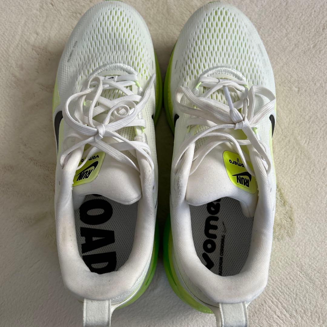 NIKE ナイキボメロ18