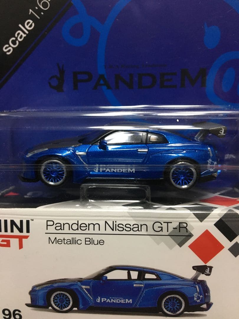 MINI GT Pandem Nissan GT-R トイザラス限定　本日まで‼️