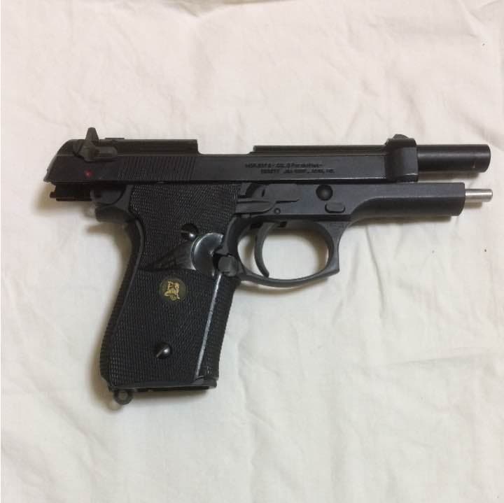 エアーガン ベレッタ M92 ホルスター付き