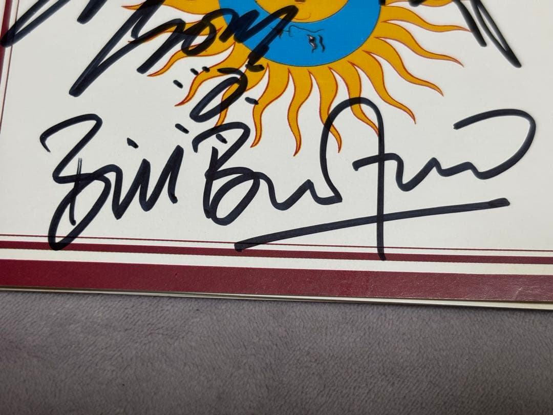 レア　キングクリムゾン　直筆サインCD king crimson 太陽と戦慄