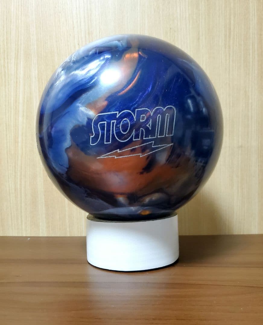 Storm Equinox ボウリングボール 15p
